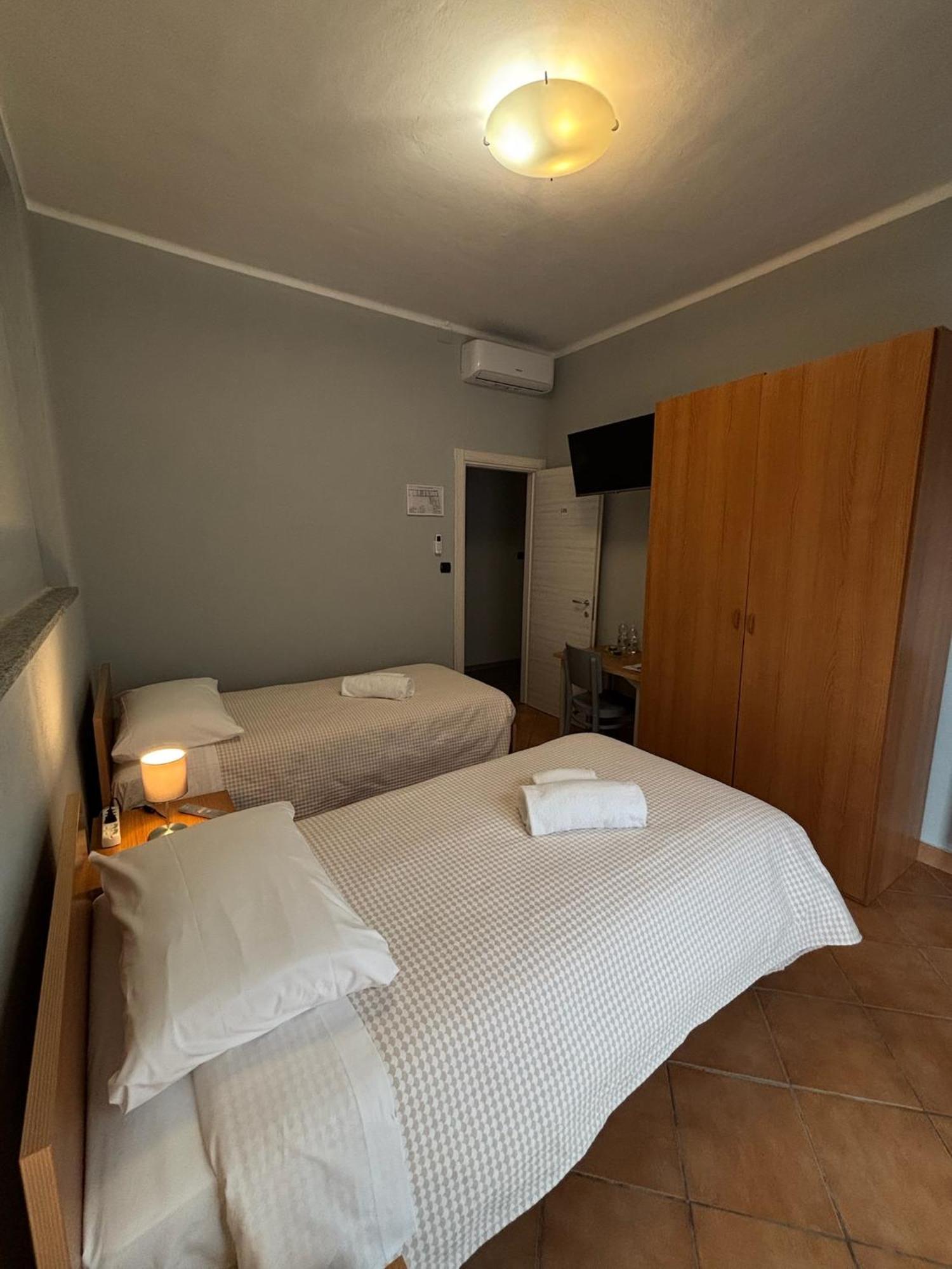 Domus Hotel Caselle Torinese Екстериор снимка